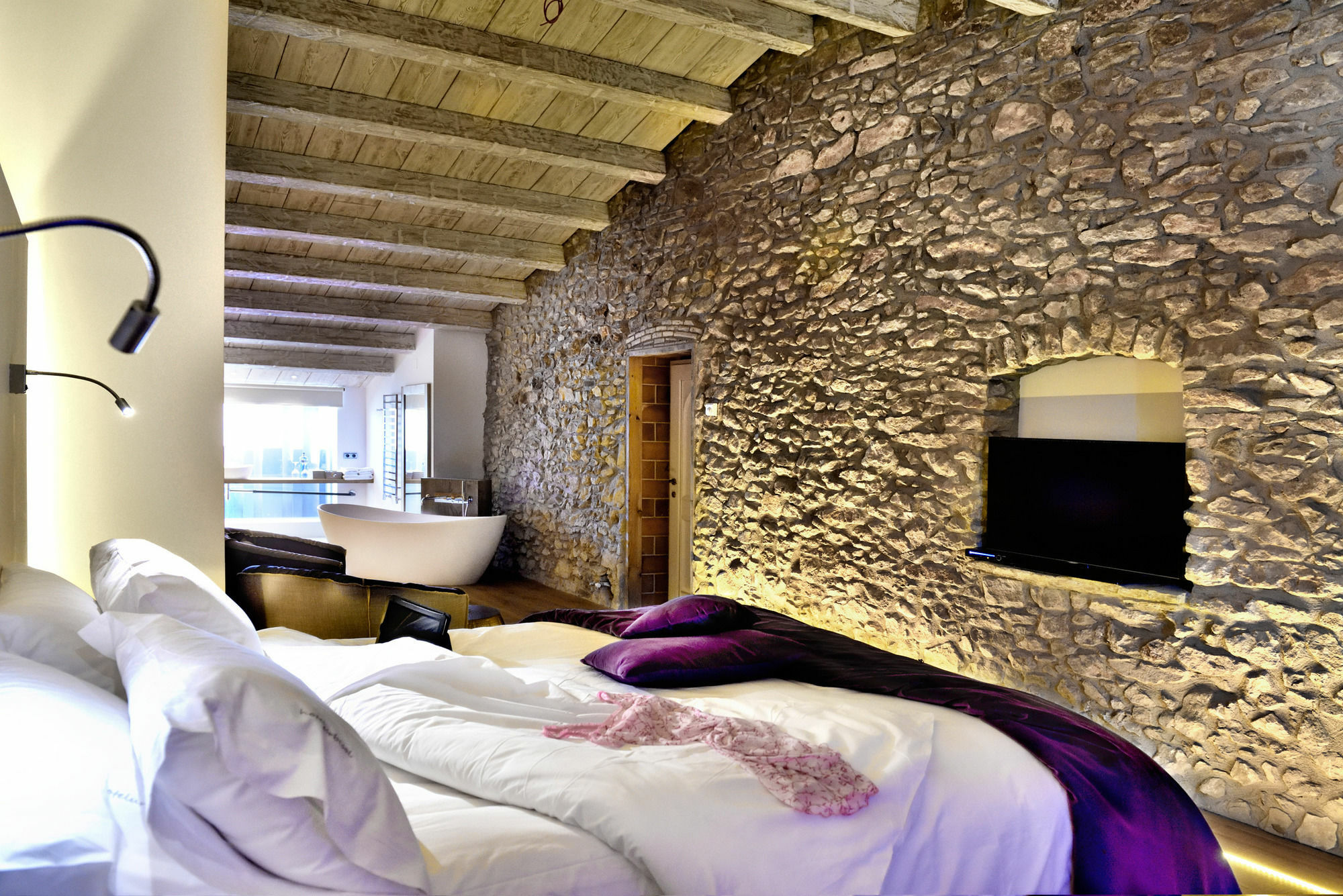 Boutique Hotel Urbisol Calders Exterior photo